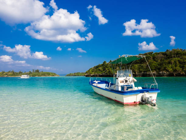 istock Turquoise blue waters in Kabira Bay 933427864