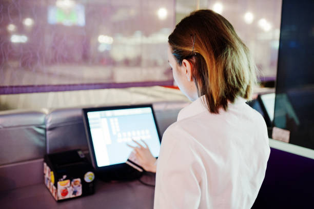 istock Waiter girl working at cafe. People and service concept 933438174