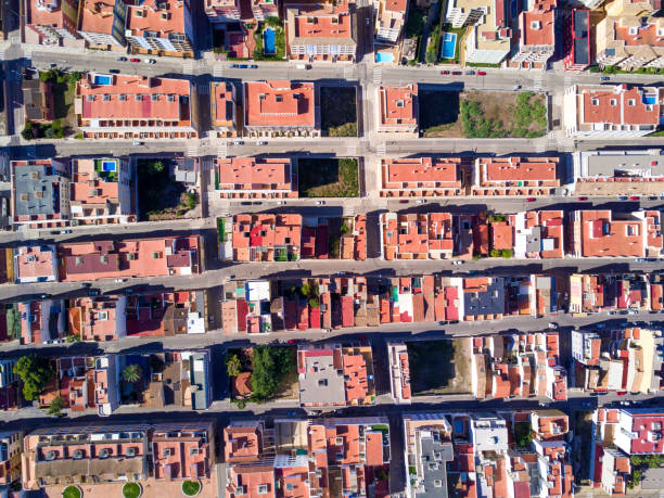 istock Aerial view of houses 933475154