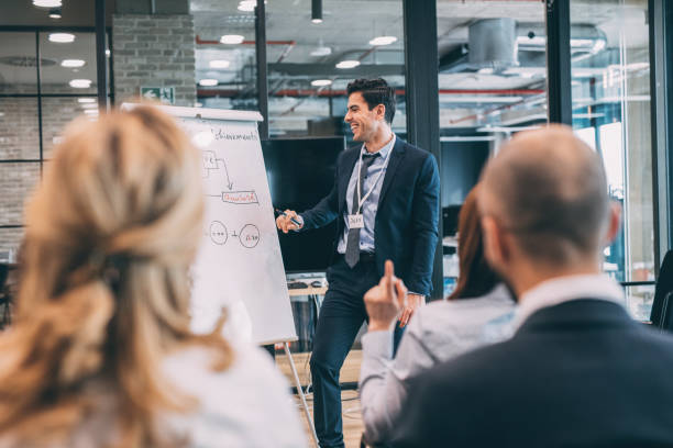 istock Leader briefing business people 933479452