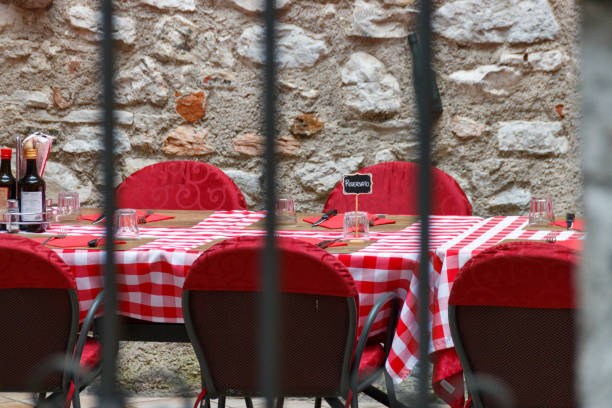 istock Country style restaurant in Italy 933507340