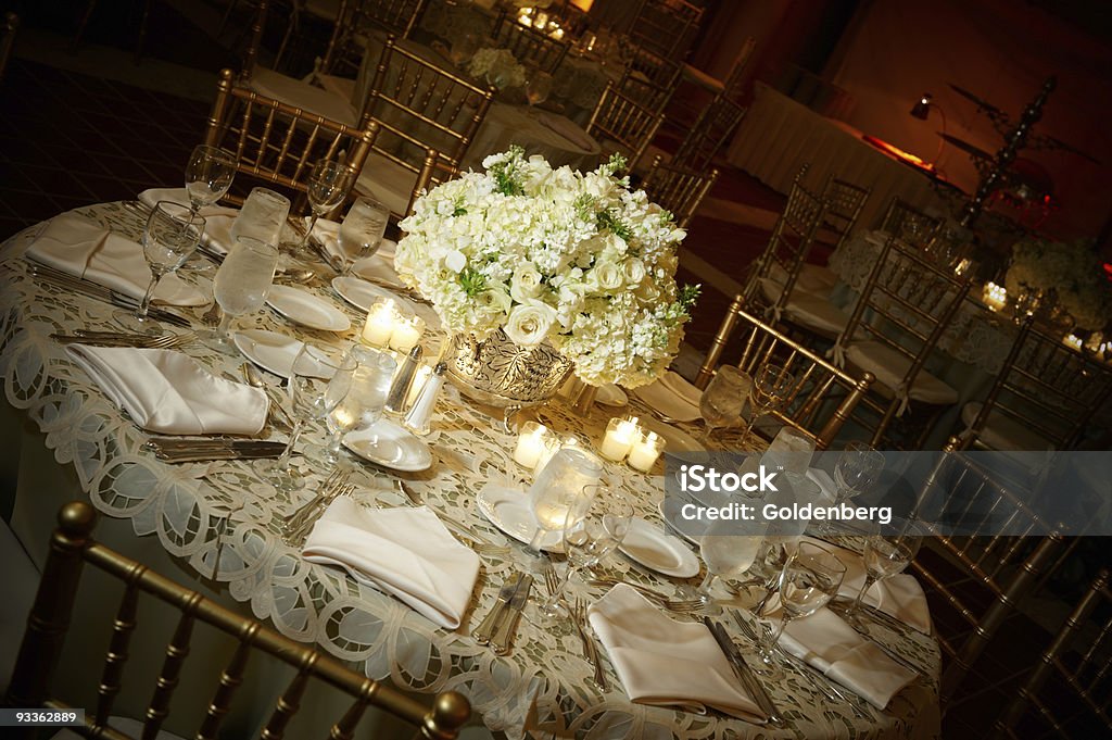 Mesa de bodas - Foto de stock de Blanco - Color libre de derechos