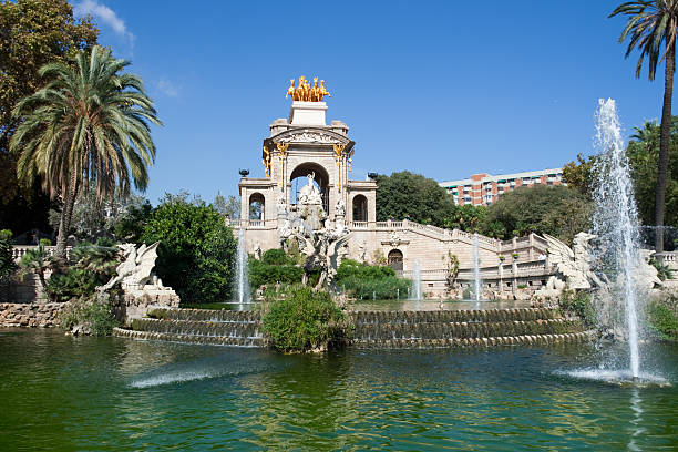 istock Fountain at Parc de la Ciutadella, Barcelona 93364033