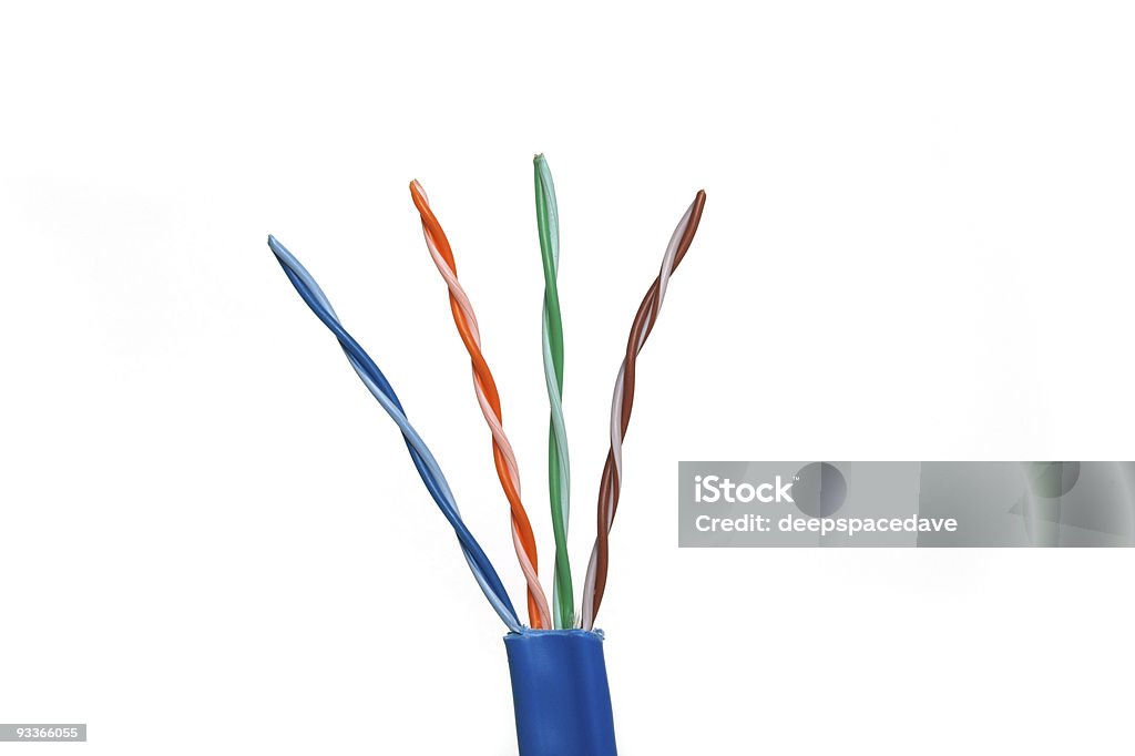 Cable de red de categoría 6 pares trenzados - Foto de stock de Alambre libre de derechos