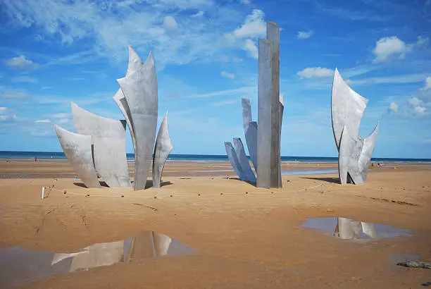 omaha beach war monument