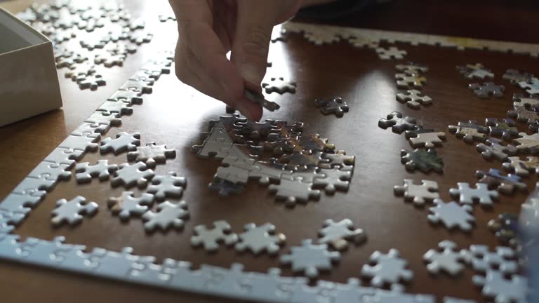 Jigsaw table