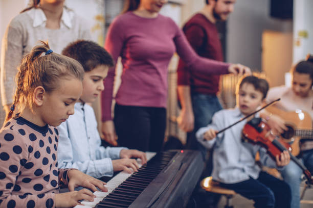 istock Music school for kids 933801044