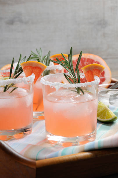 istock cocktail sparkling    pink Paloma 933801554