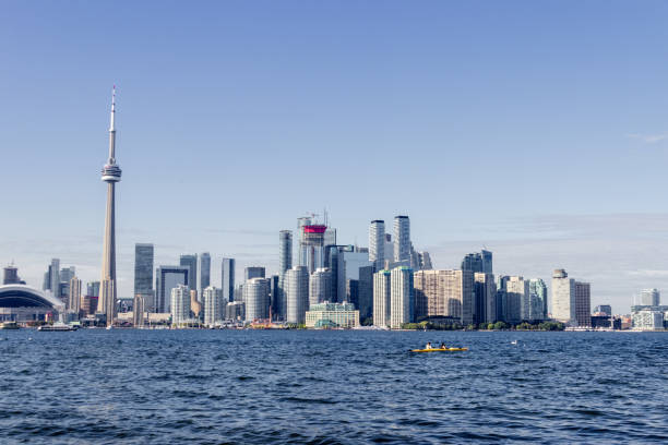 istock Skyline of Toronto in Ontario (Canada) 933866116