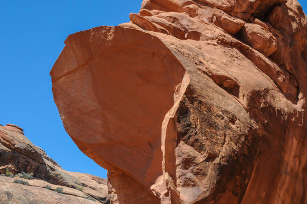 istock Broken End of Wall Arch, Arches National Park 933952504
