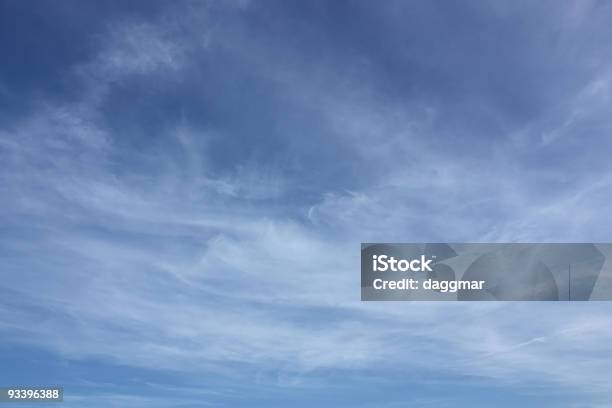 Vento Do Céu - Fotografias de stock e mais imagens de Abstrato - Abstrato, Ao Ar Livre, Azul