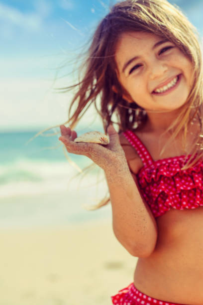 Sea shells by the sea shore