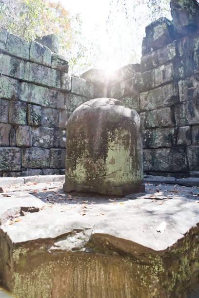 istock Shiva Linga in Prasat Thneng ruin, Koh Ker temple complex, Cambodia 934032800
