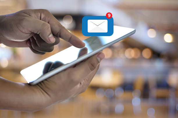 istock Mail Communication Connection message to mailing contacts inbox to view the pending e-mail communication 934040802