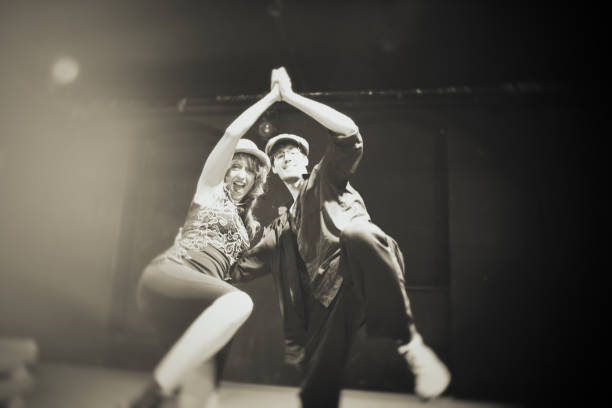 istock the dancers on the stage 934111020