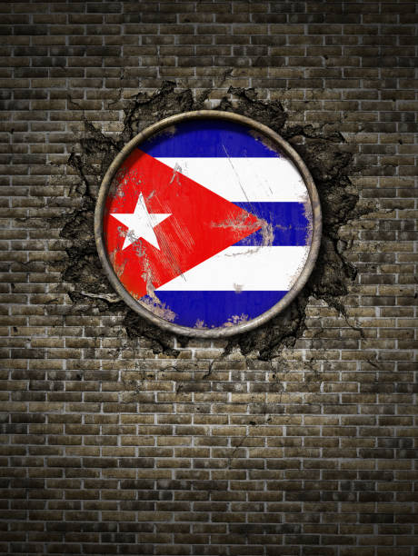 istock Old Cuba flag in brick wall 934113836