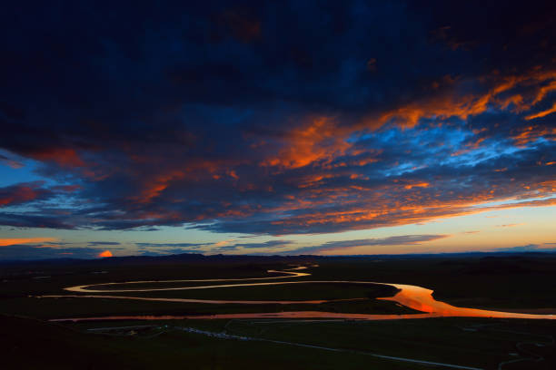 istock The first bend of Yellow river sunset clouds 934142248