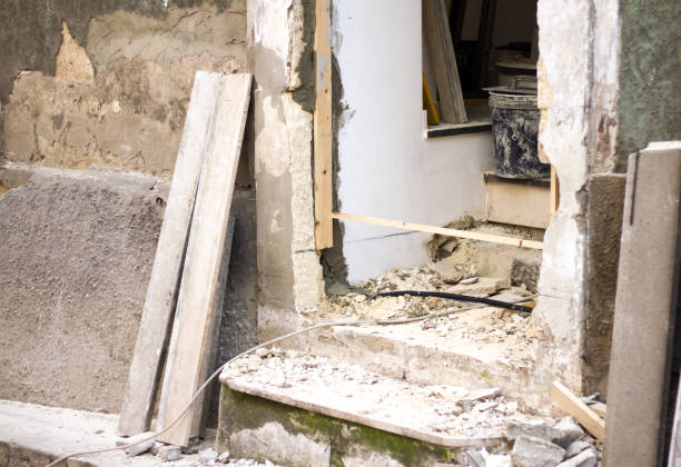 istock Italy: Old Building Reconstruction and Doorway (Close-Up) 934150628