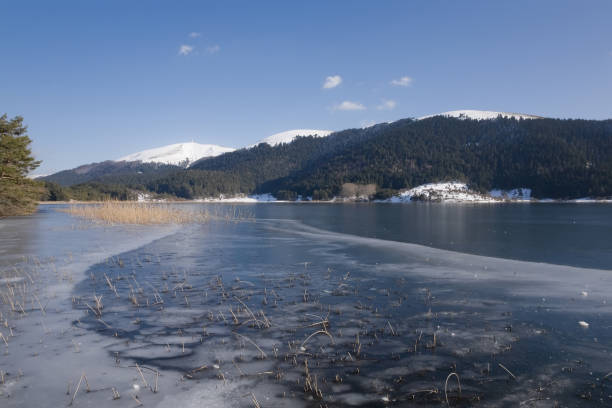 istock Abant Lake Panorama - Bolu, Turkey 934182384