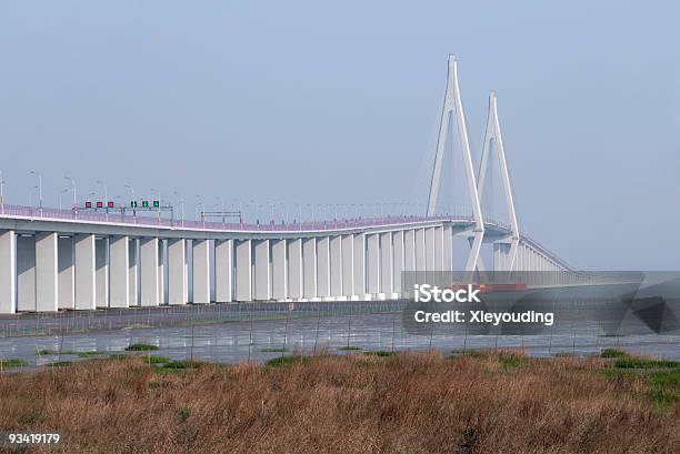 Meerbrücke Stockfoto und mehr Bilder von Architektur - Architektur, Berg, Brücke