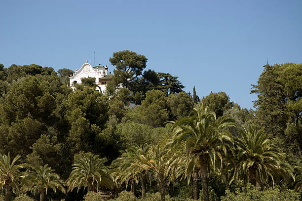 istock house in the hills 93420159