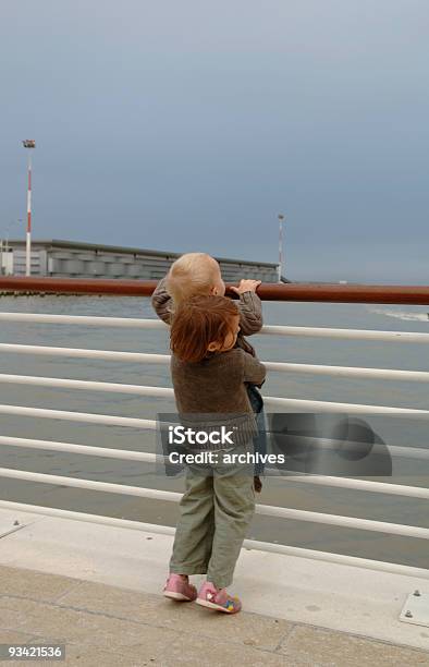 Irmã Está Disponível Para Irmãos De Resgate - Fotografias de stock e mais imagens de 2-3 Anos - 2-3 Anos, 4-5 Anos, Amor