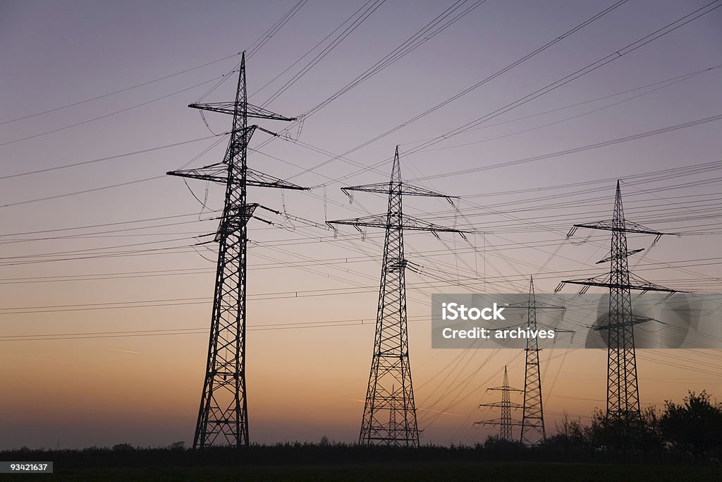 Power Walking-Stöcken und Supply-Linien - Lizenzfrei Aufnahme von unten Stock-Foto