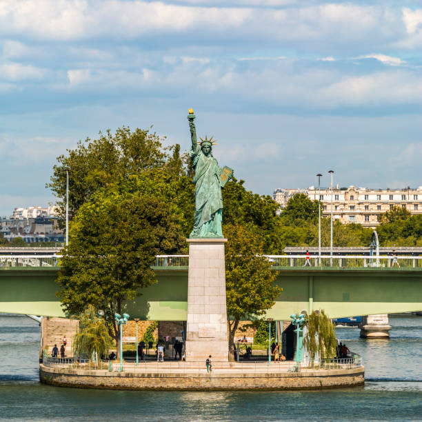 istock Liberty Statue copy in Paris, France 934255040