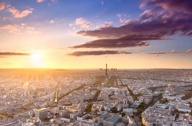 Photo of Paris city at sunset