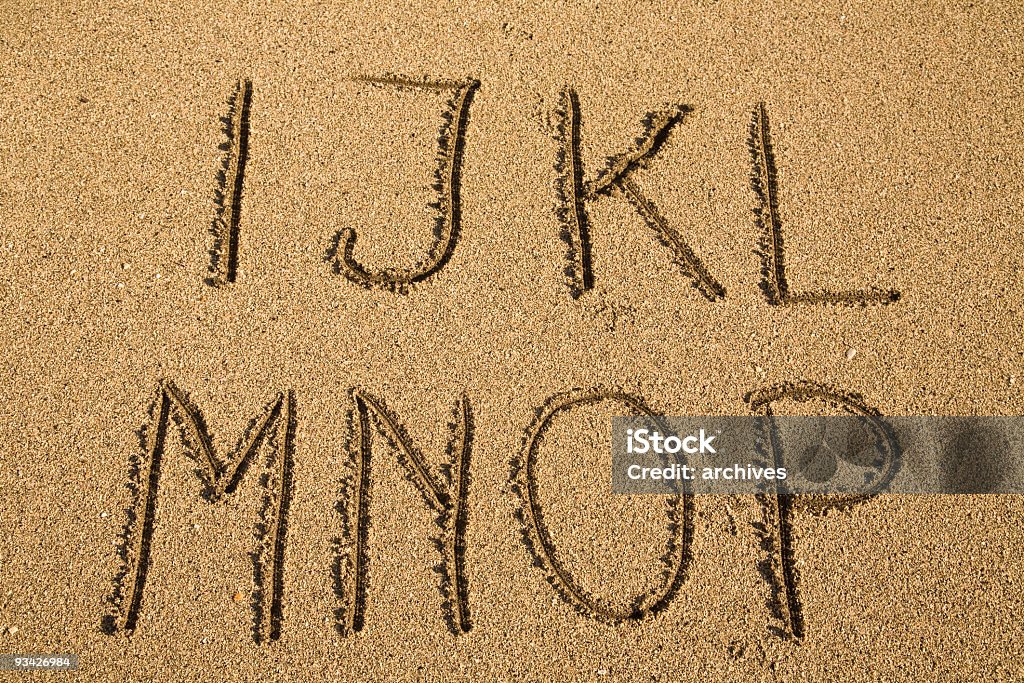 Песок Алфавит - Стоковые фото Алфавит роялти-фри