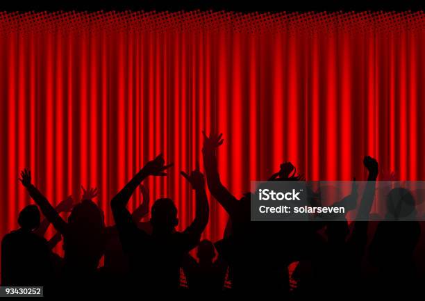 Público Em Um Concerto - Arte vetorial de stock e mais imagens de Cinema - Cinema, Torcer, Audiência