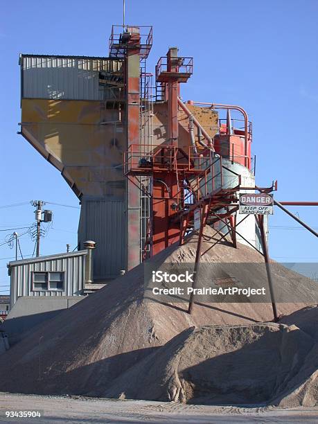 Sandkasten Stockfoto und mehr Bilder von Bauen - Bauen, Baugewerbe, Baumaschine