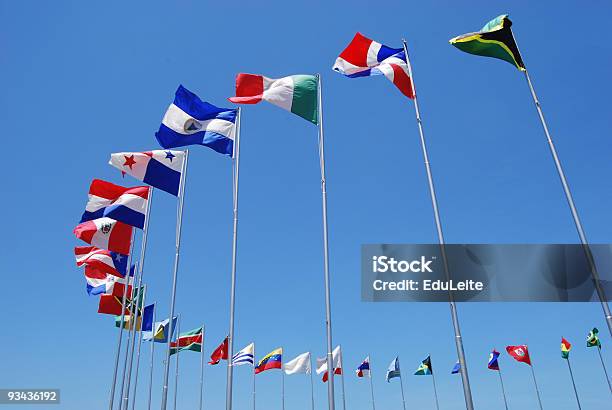 Photo libre de droit de Les Drapeaux Des Amériques banque d'images et plus d'images libres de droit de Amérique latine - Amérique latine, Drapeau, Caraïbes