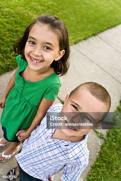 Ładny Dzieci - zdjęcia stockowe i więcej obrazów Dzieciństwo - Dzieciństwo, Dziecko, Fotografika