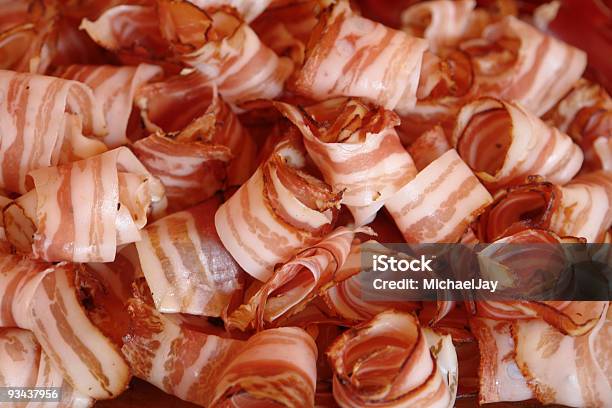 Pedaços De Bacon - Fotografias de stock e mais imagens de Acompanhamento - Acompanhamento, Bacon, Carne