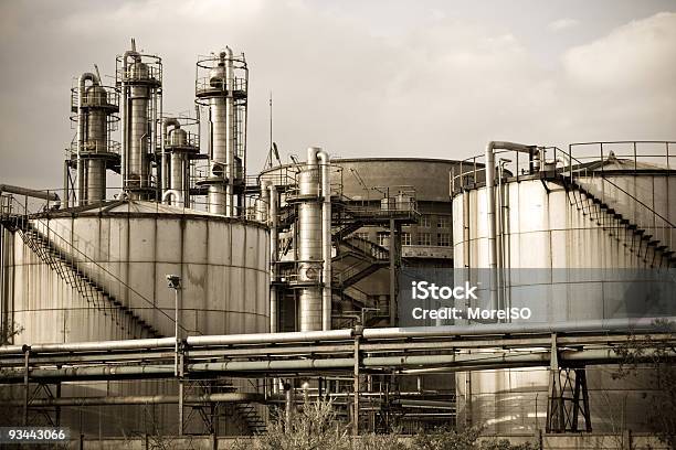 Stabilimento Industriale - Fotografie stock e altre immagini di Idrogeno - Idrogeno, Oleodotto, Raffineria