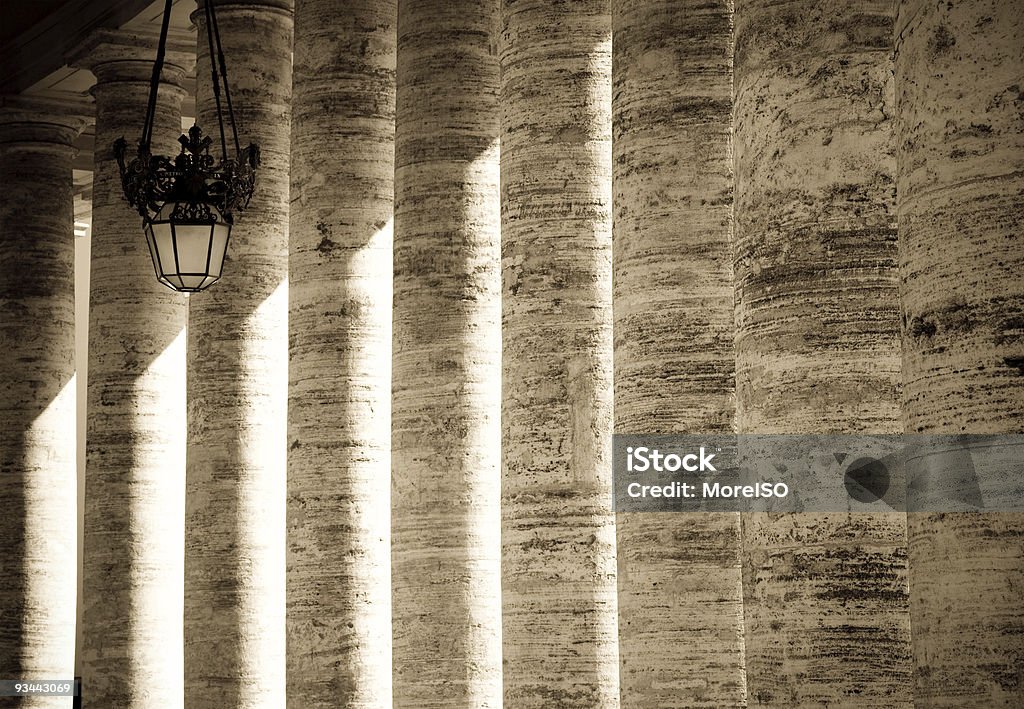 Колоннада - Стоковые фото Bernini's Colonnade роялти-фри