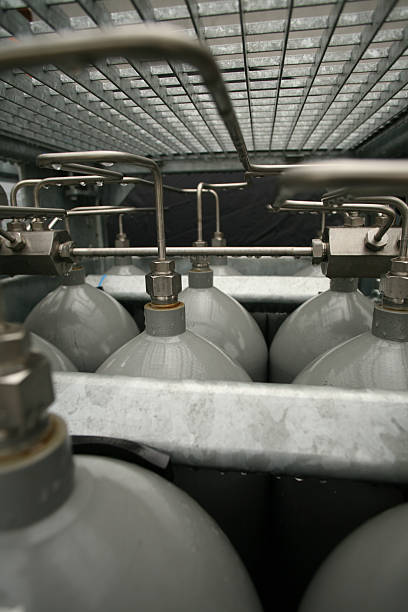 кислород майки - oxygen tank cylinder natural gas storage compartment стоковые фото и изображения