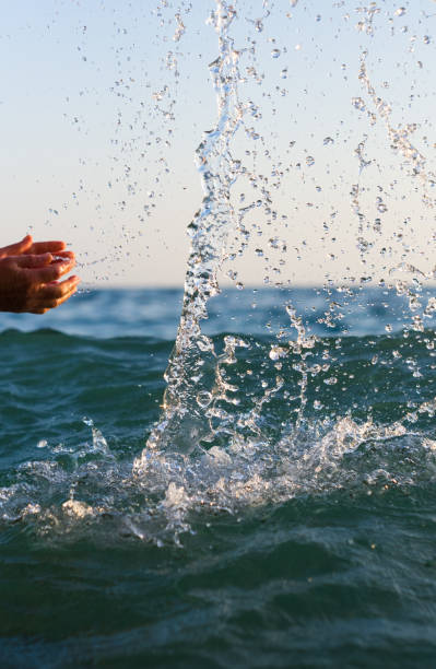 istock large transparent splashes sea water on a Sunny day 934501922