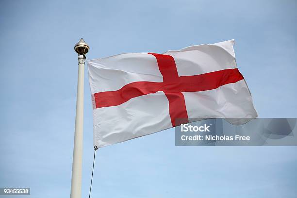 Foto de St George Bandeira e mais fotos de stock de Bandeira inglesa - Bandeira inglesa, Bandeira, São Jorge - Santo