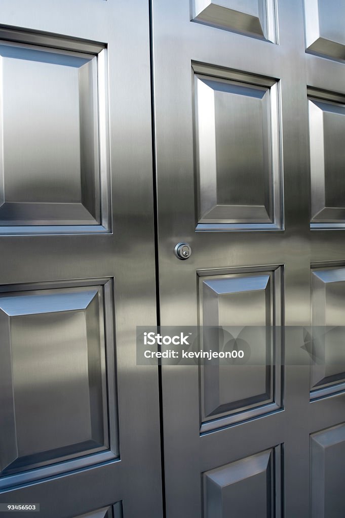 Puerta de acero - Foto de stock de Aluminio libre de derechos