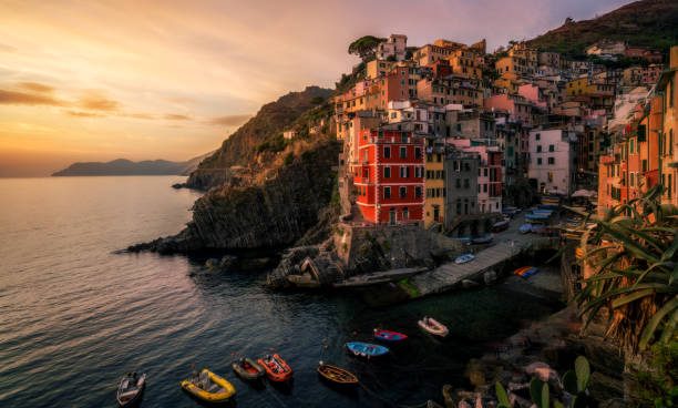 istock Riomaggiore, Cinque Terre - Italy 934566802