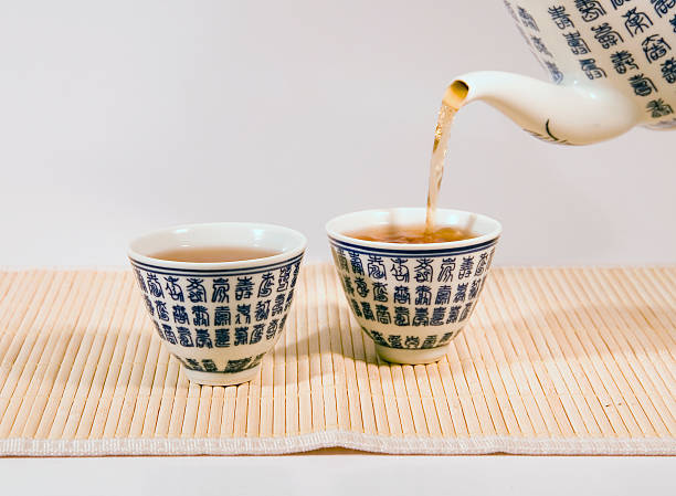 ティー 2 名様分 - china drink canvas cup ストックフォトと画像