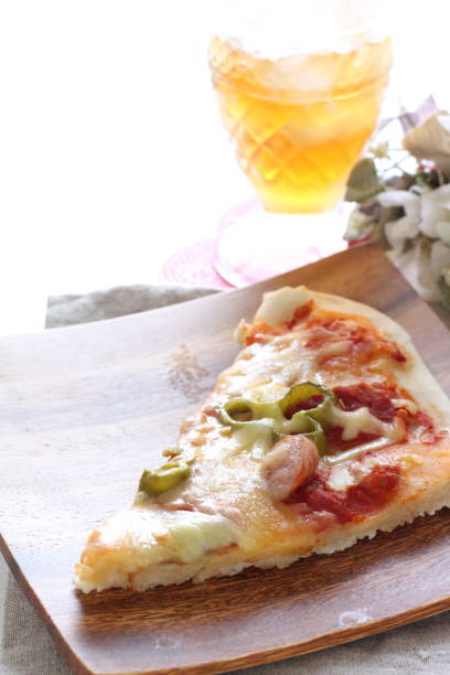 istock Bell pepper and sausage pizza 934588044