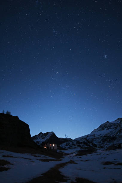 istock Starry night with Mily Way in the sky 934591022