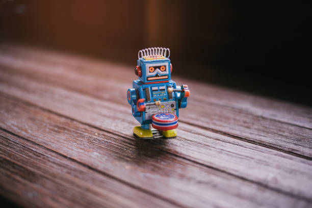 istock retro robot made with vintage filter, vintage toy, retor toy. 934600906
