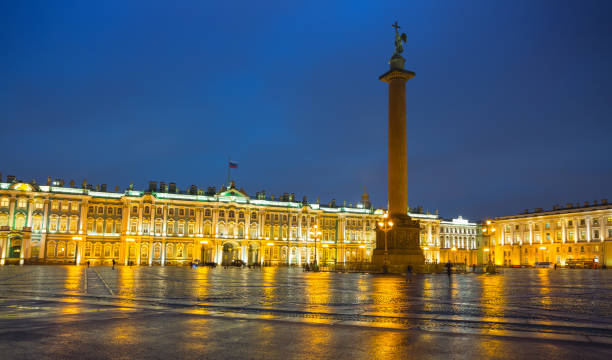 istock Palace Square in St. Petersburg at night. 934610502