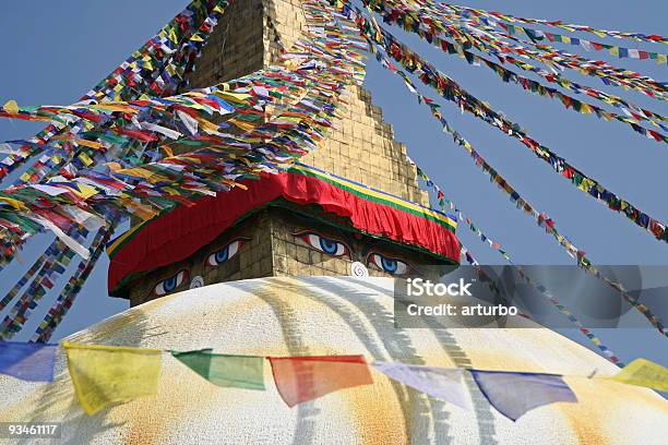 Cuatro Ojos De Buda Foto de stock y más banco de imágenes de Amor - Sentimiento - Amor - Sentimiento, Asia, Azul