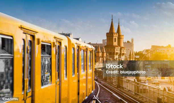 Ubahn With Oberbaum Bridge At Sunset Berlin Friedrichshainkreuzberg Germany Stock Photo - Download Image Now