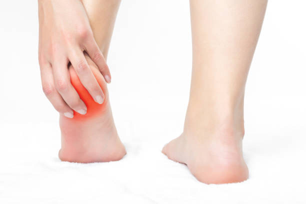 ból kobiecej stopy - ankle human foot women pedicure zdjęcia i obrazy z banku zdjęć